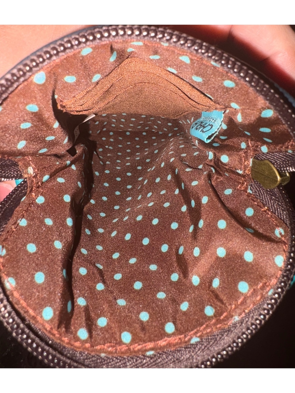 Chala Sea Turtle Crossbody Bag - Picture 6 of 8